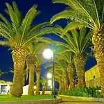 Golden Sands Hotel