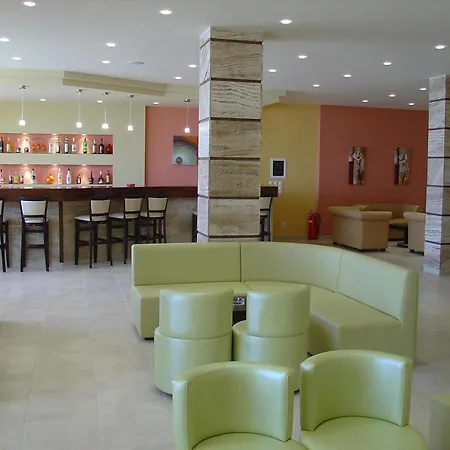 Golden Sands Hotel